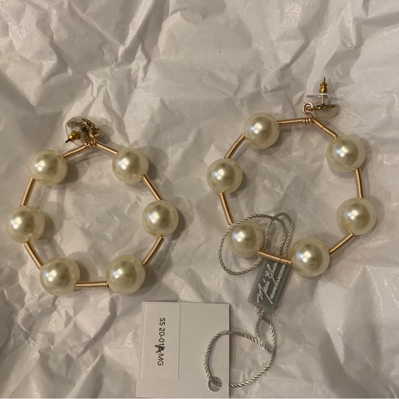 Maria Elena Sarah Pearl Hoops